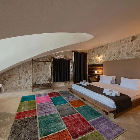 Cappadocia Hobbit House Hotel *