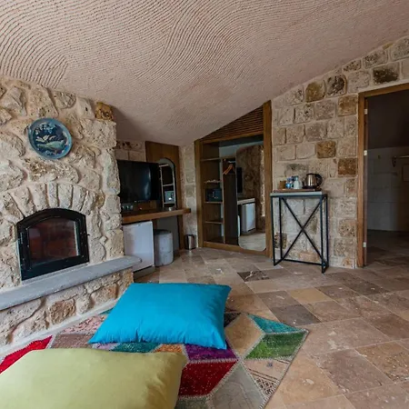 Cappadocia Hobbit House Отель Невшехир