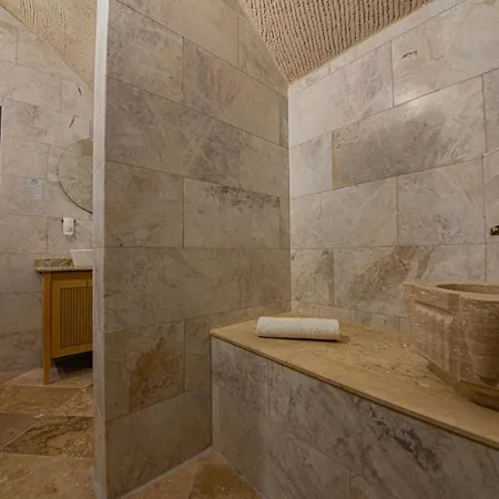 Cappadocia Hobbit House *