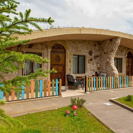 Cappadocia Hobbit House Отель *