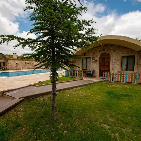 Cappadocia Hobbit House *
