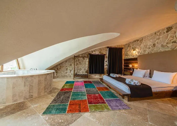 Cappadocia Hobbit House Hotel